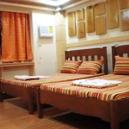 Apartelle De Francesca Puerto Galera Bagian luar foto