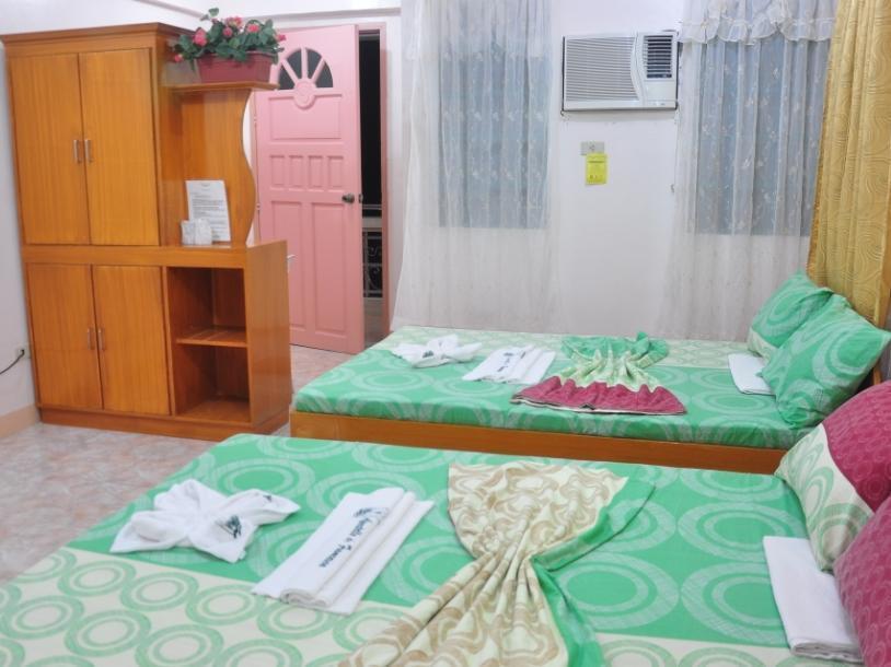 Apartelle De Francesca Puerto Galera Bagian luar foto